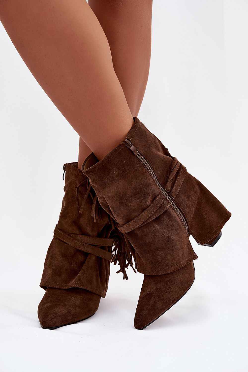 Heel boots model 221130