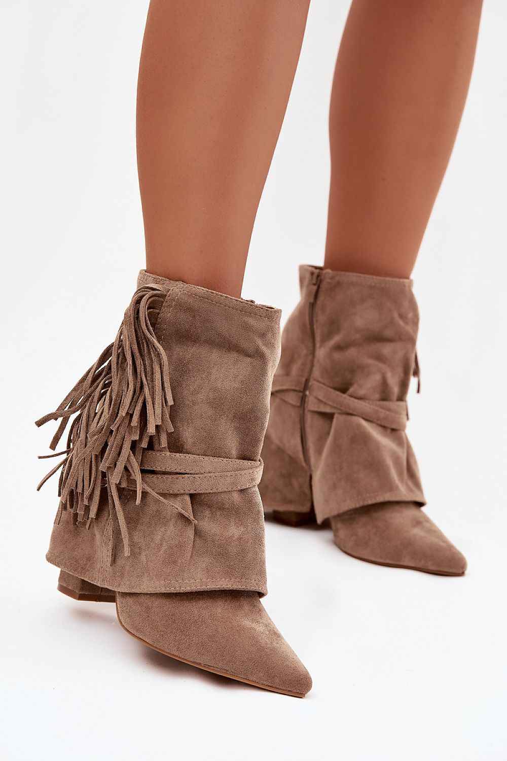Heel boots model 221131