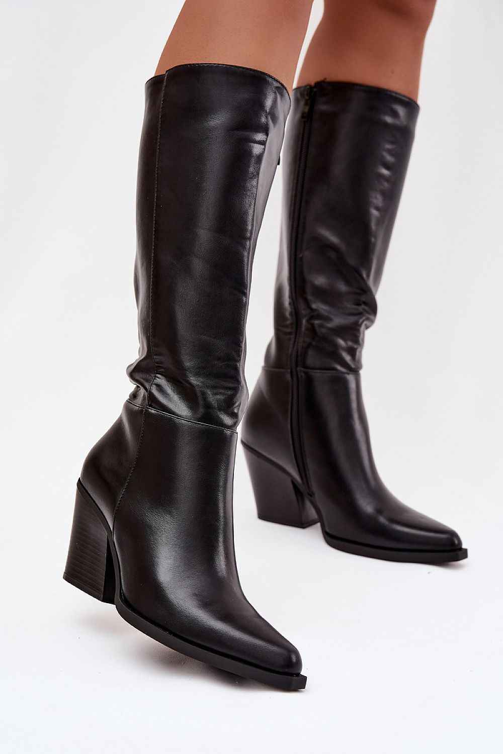 Heel boots model 221156