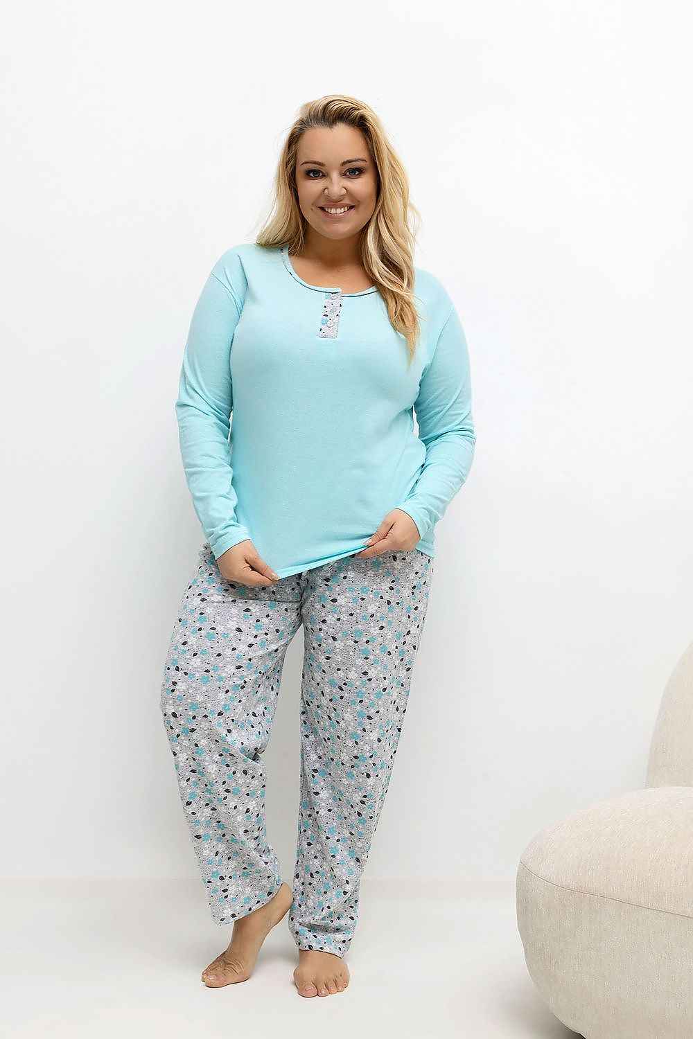 Plus Size Pajamas model 221184
