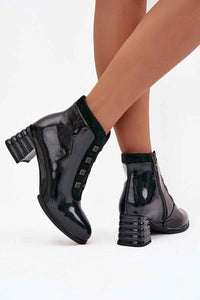 Heel boots model 221140