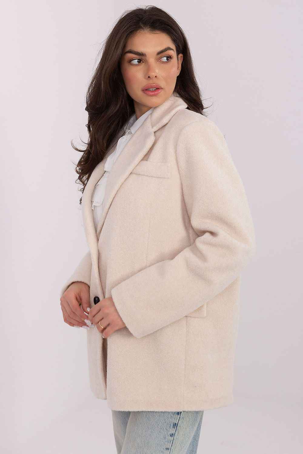 Coat model 221290