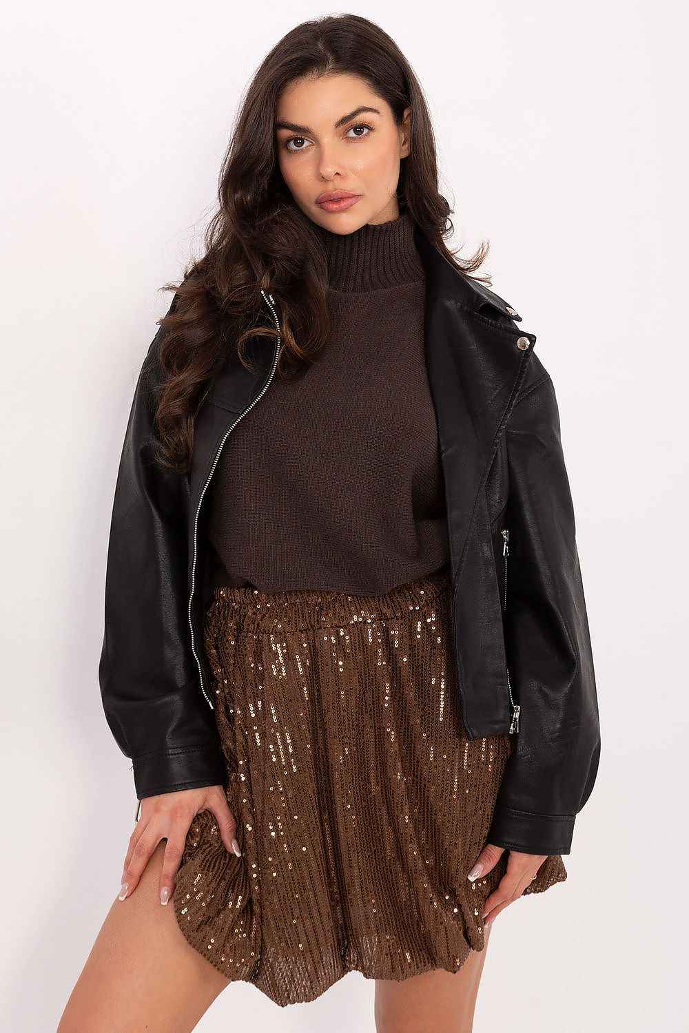 Short skirt model 221349