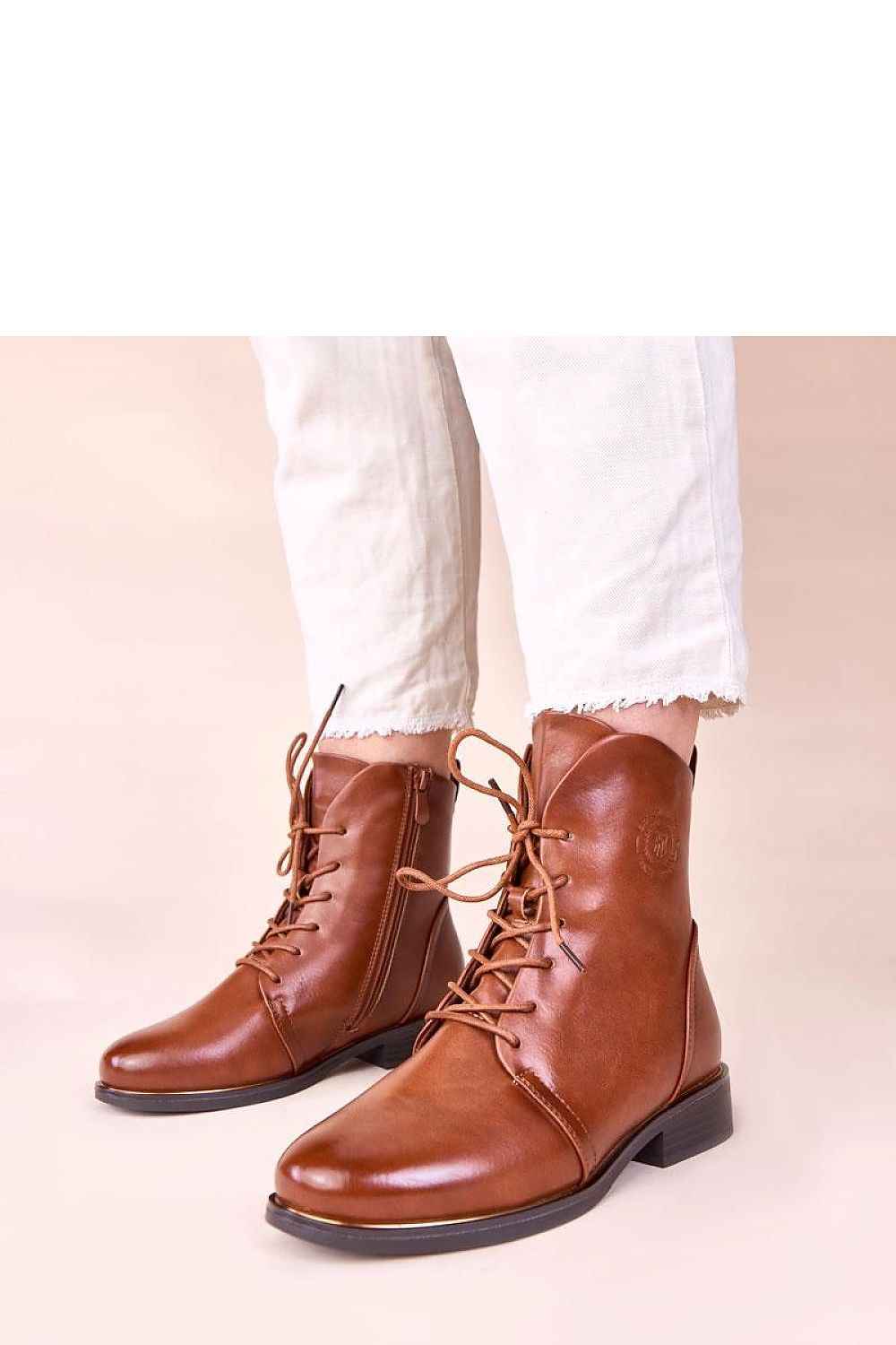 Boots model 221372
