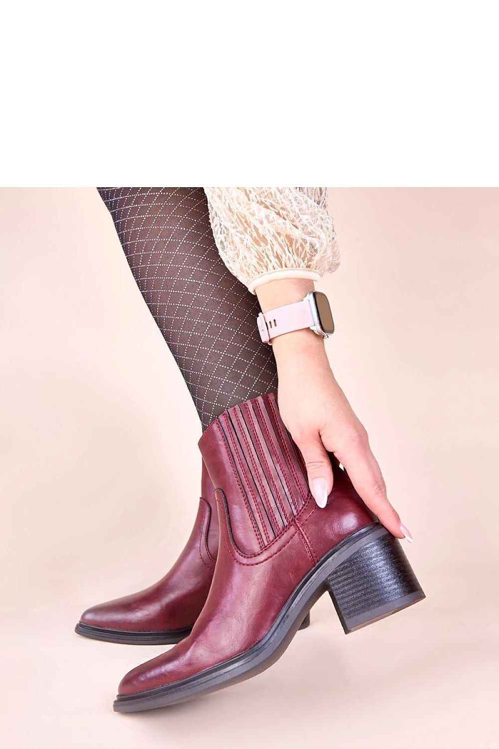 Heel boots model 221373