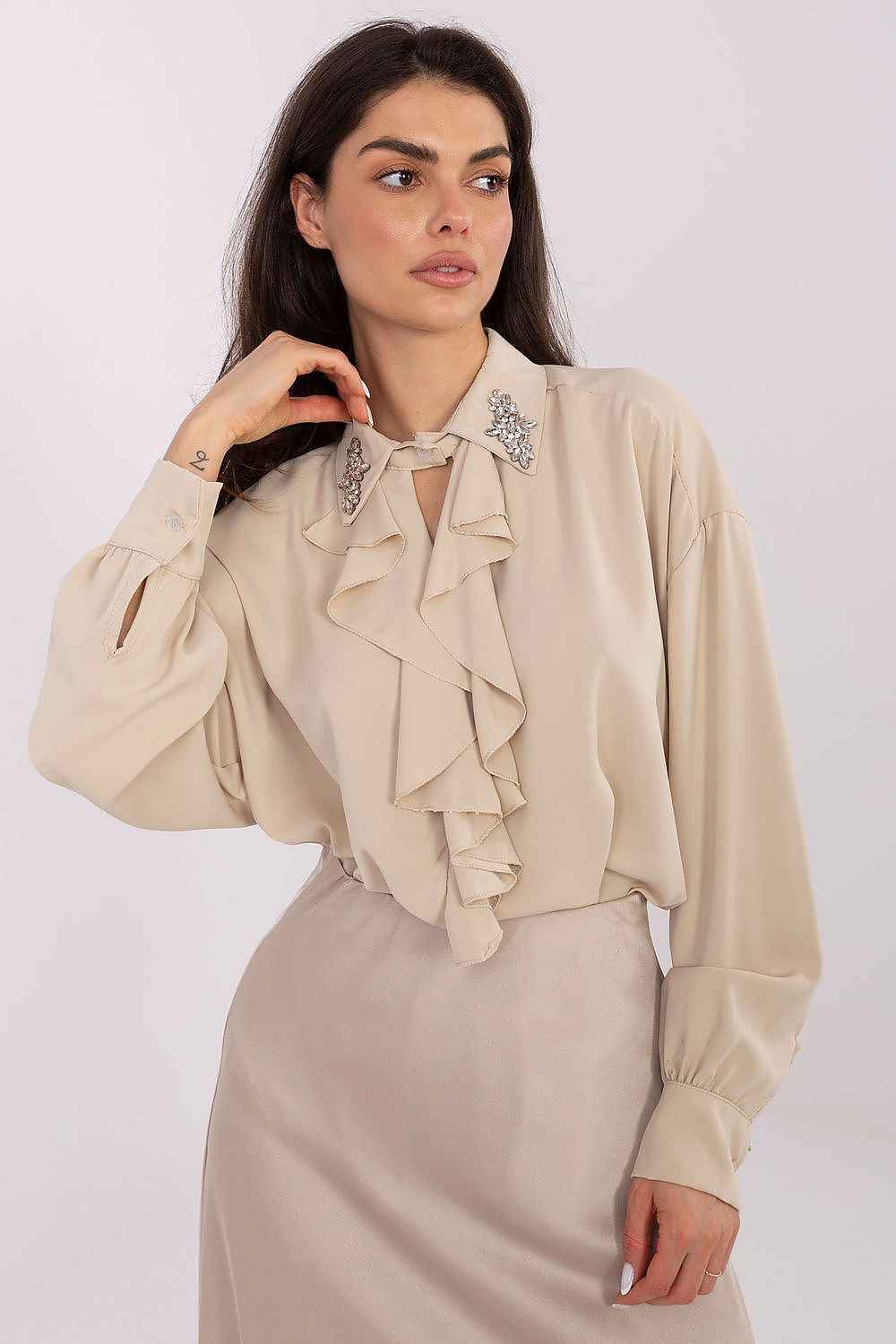 Blouse model 221391