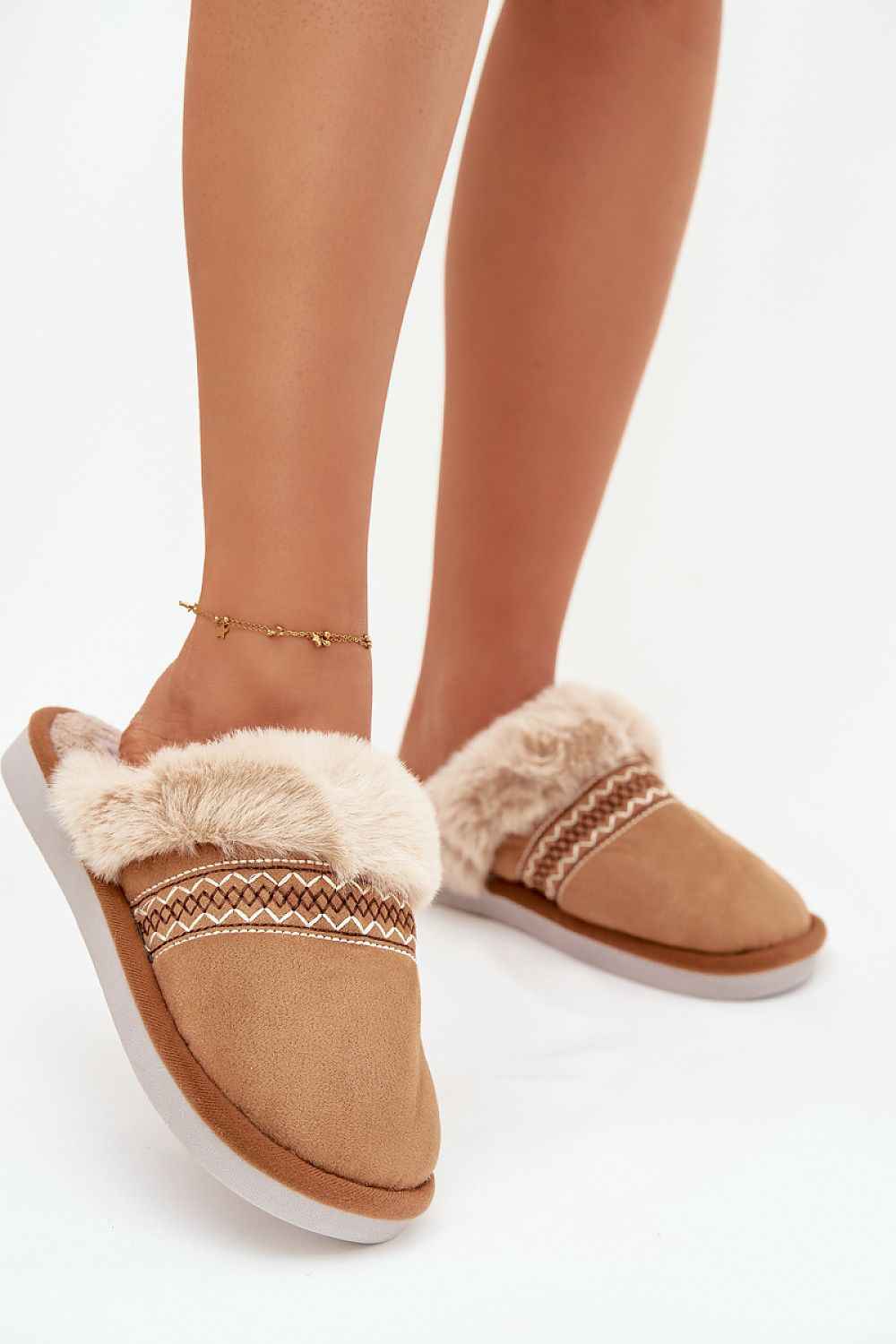 Slippers model 221487