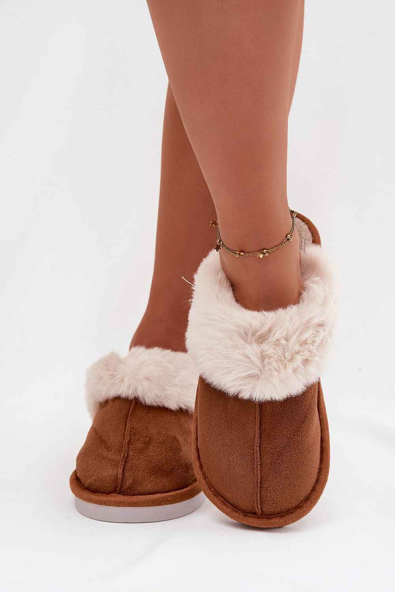 Slippers model 221513