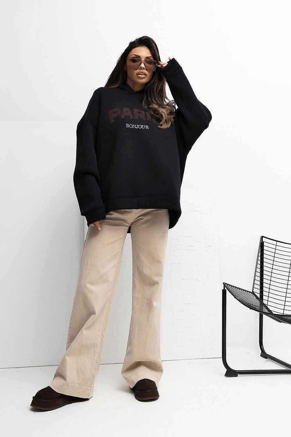Sweatshirt model 221550