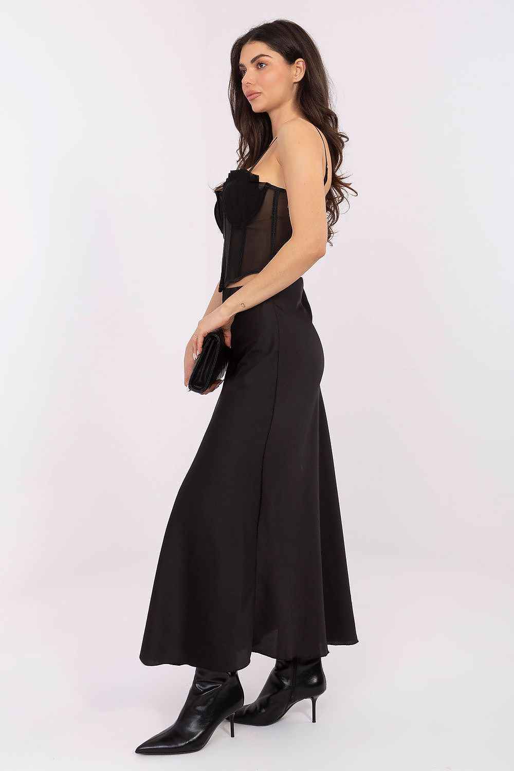 Long skirt model 221598