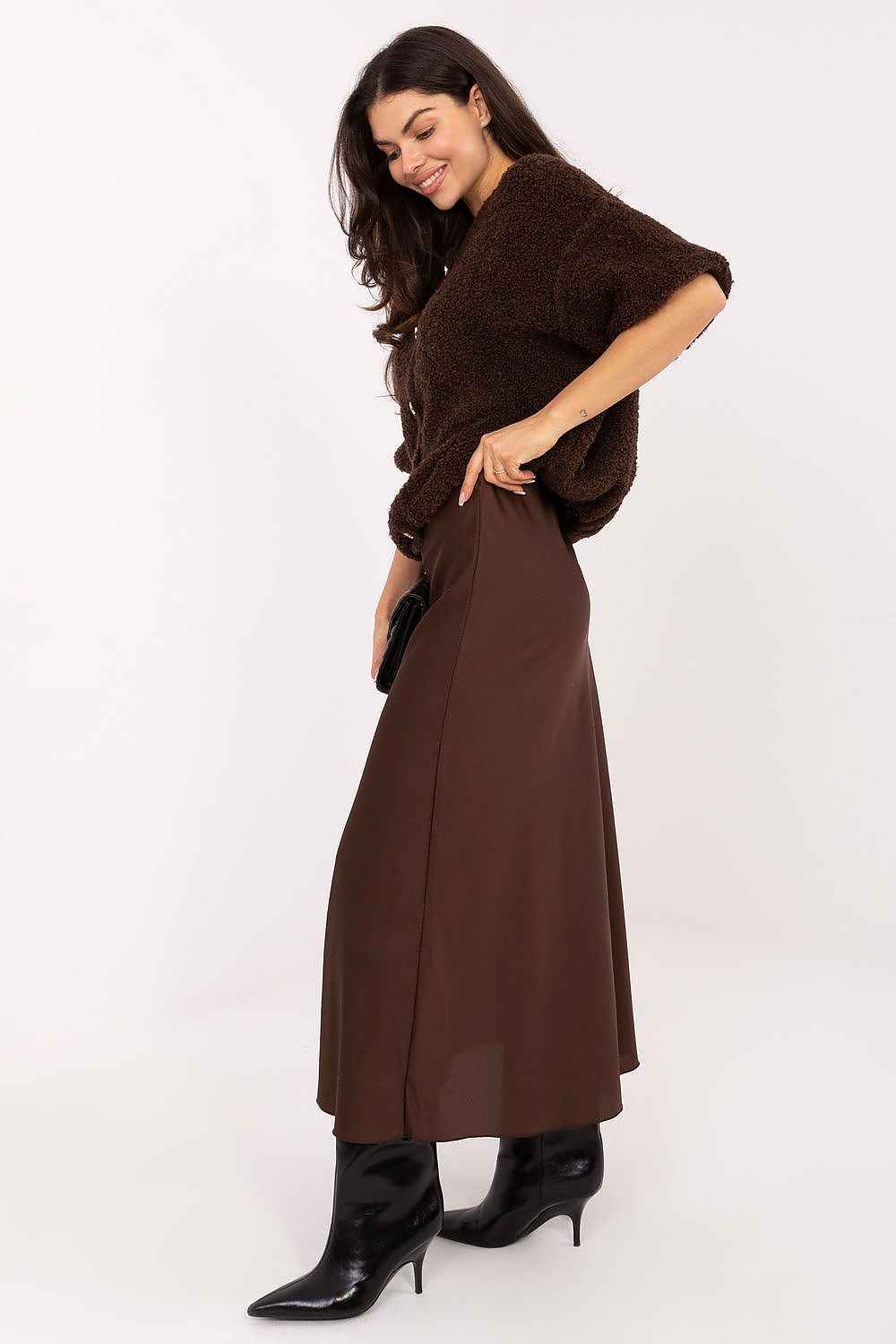 Long skirt model 221600
