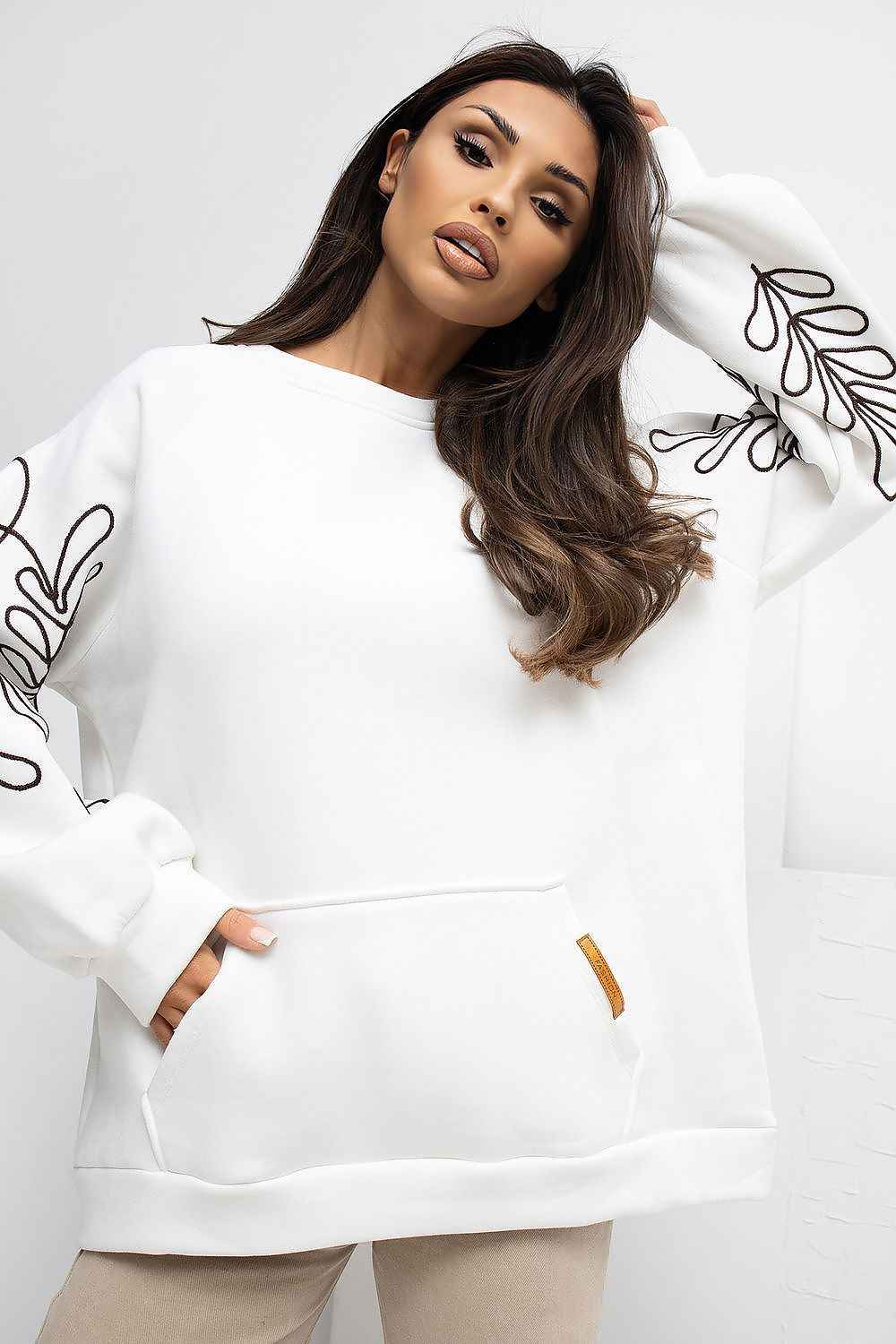 Sweatshirt model 221618