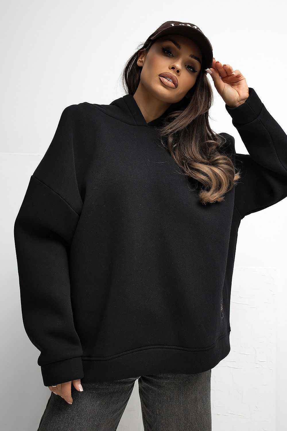 Sweatshirt model 221621