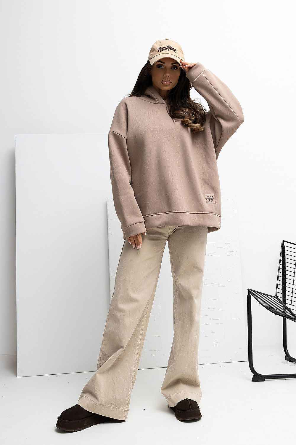 Sweatshirt model 221622