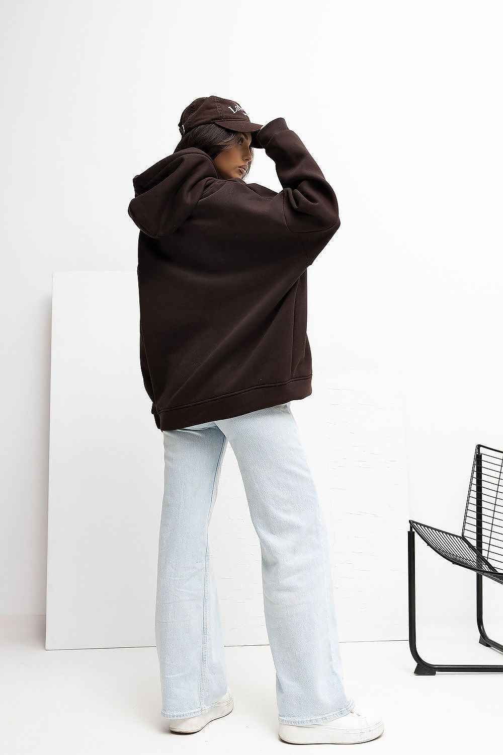 Sweatshirt model 221624