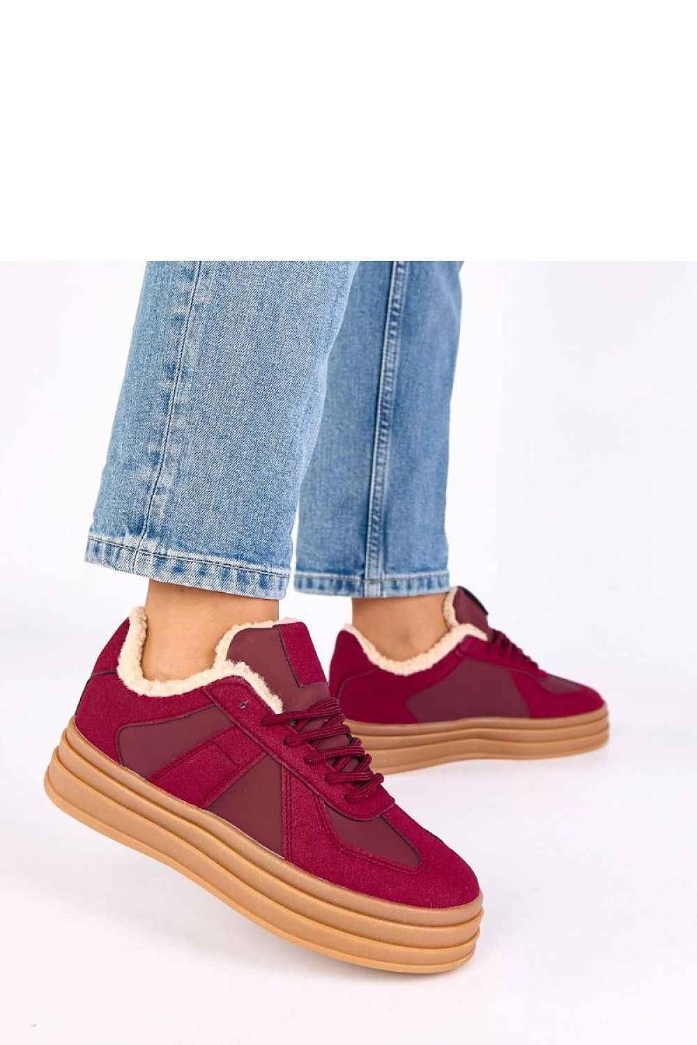 Sport Shoes model 221648