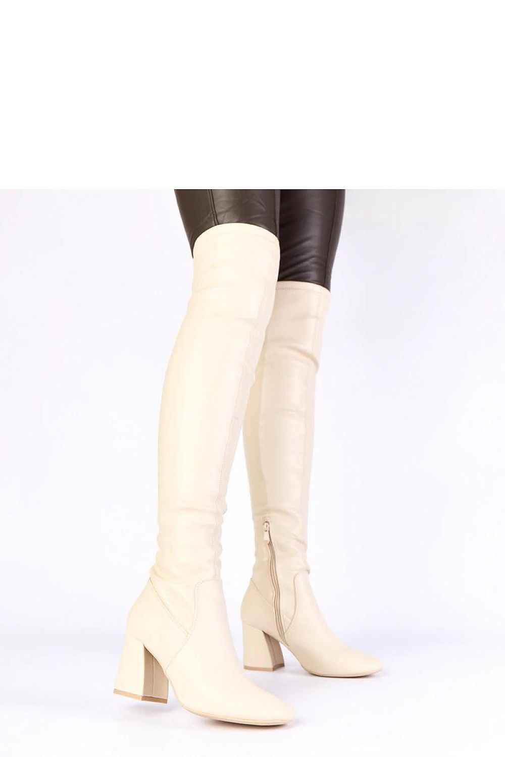 Heel boots model 221677