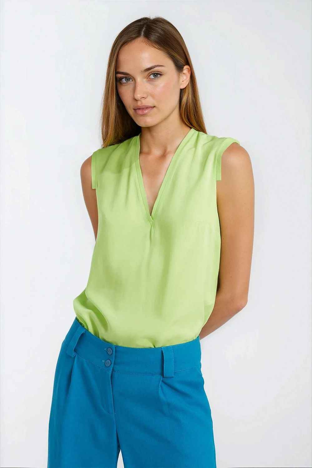 Blouse model 221726