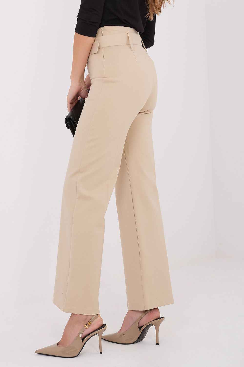 Women trousers model 221765