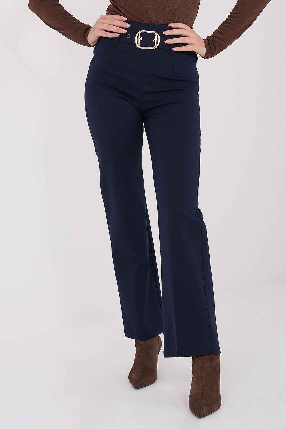 Women trousers model 221767