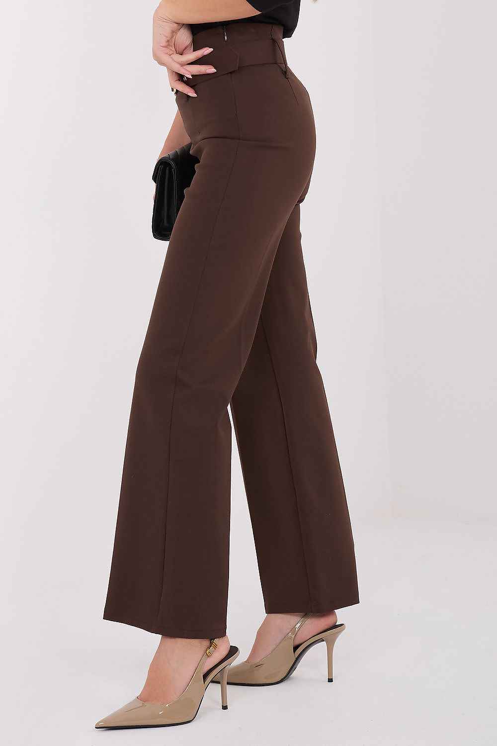 Women trousers model 221768