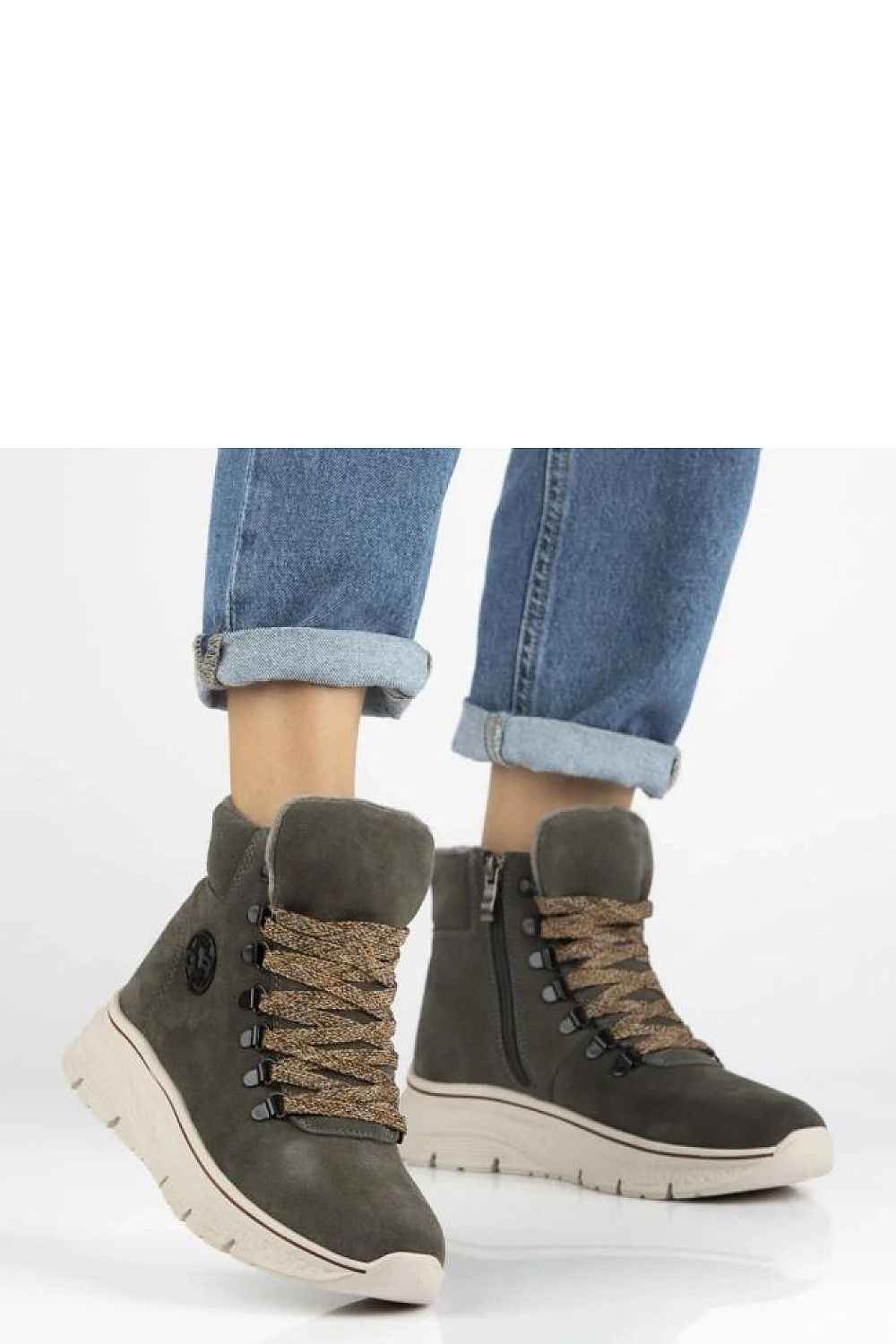 Platform boots model 222012