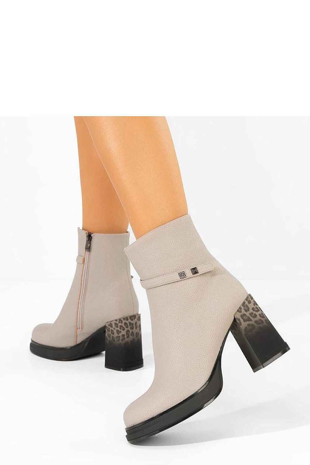 Heel boots model 222033