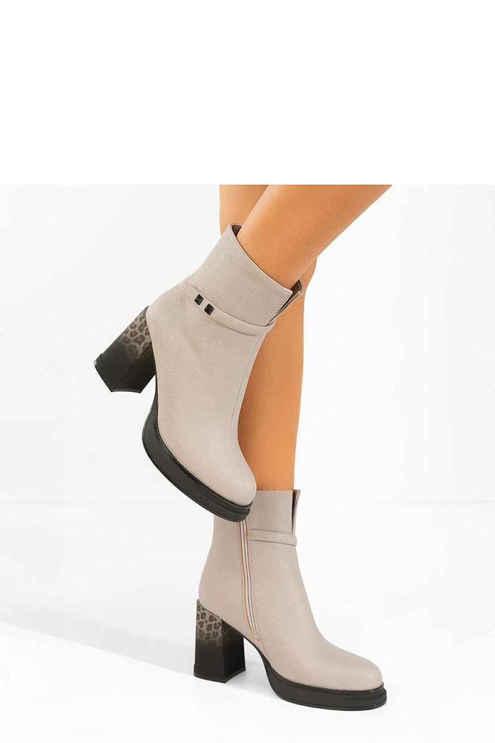 Heel boots model 222033