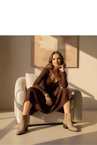 Heel boots model 222049