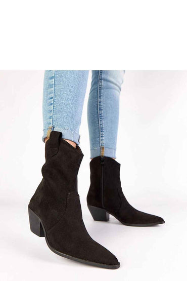 Heel boots model 222050