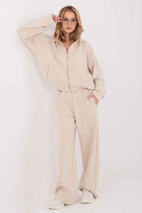 Sweatshirt model 222104