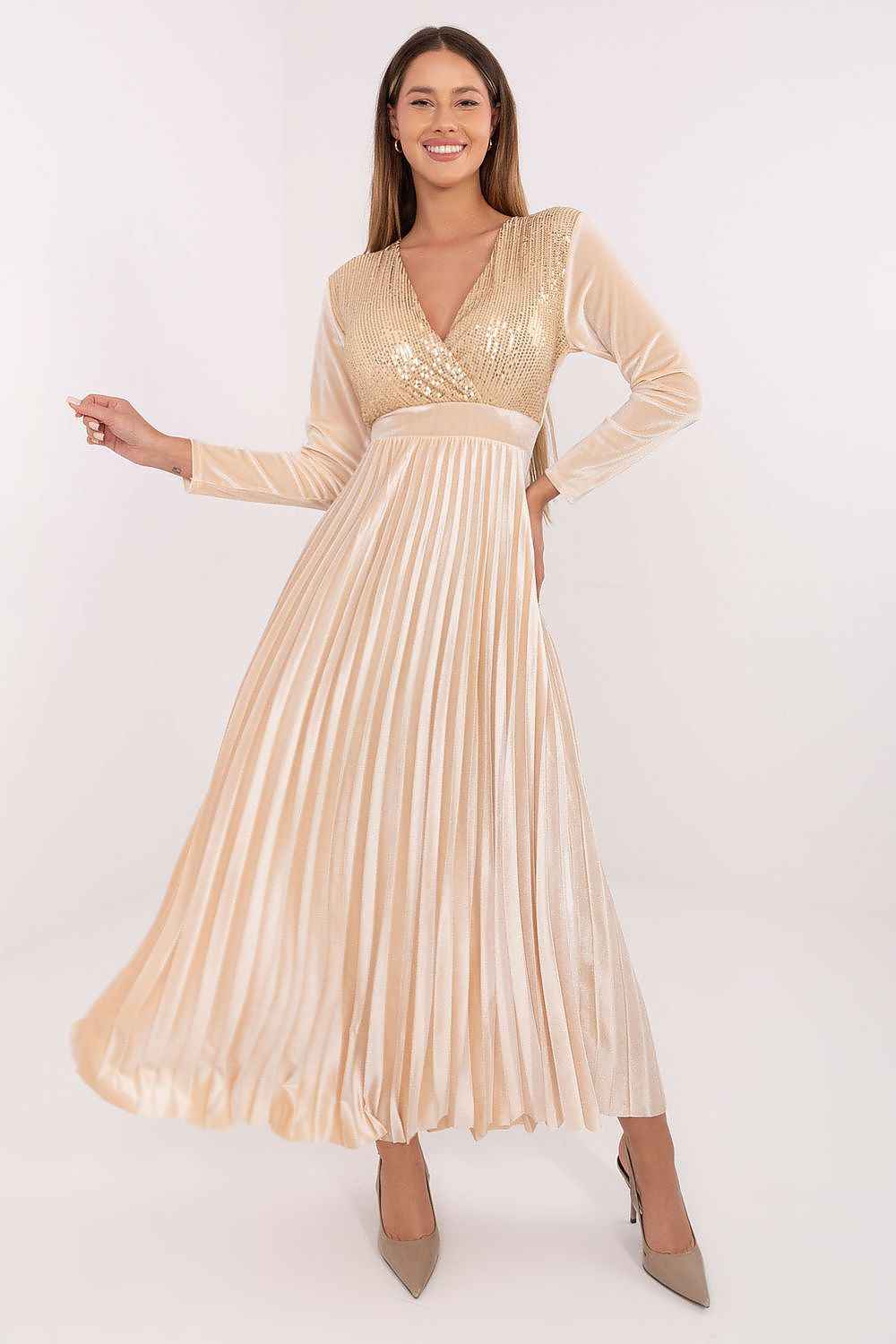 Long dress model 222165