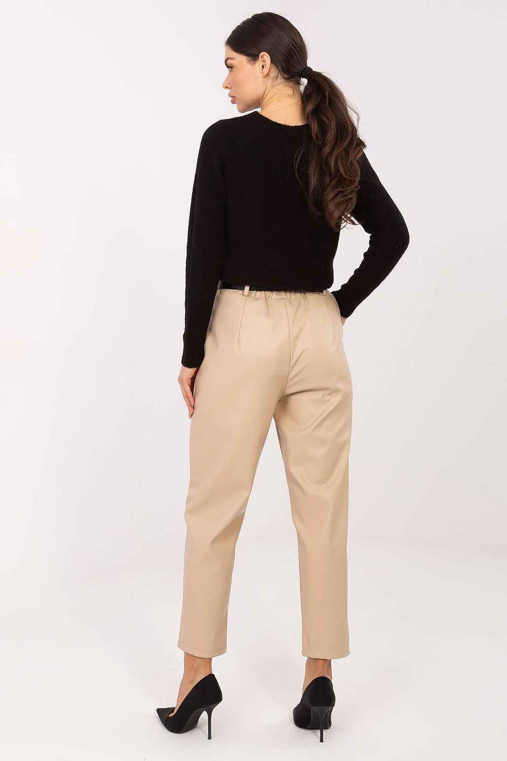 Women trousers model 222208