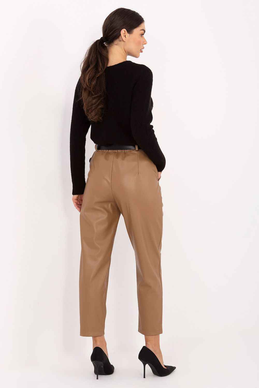 Women trousers model 222209