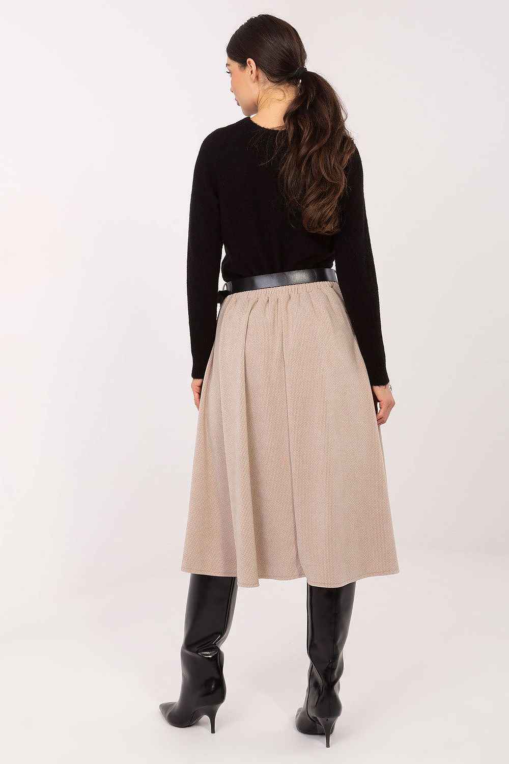 Skirt model 222223