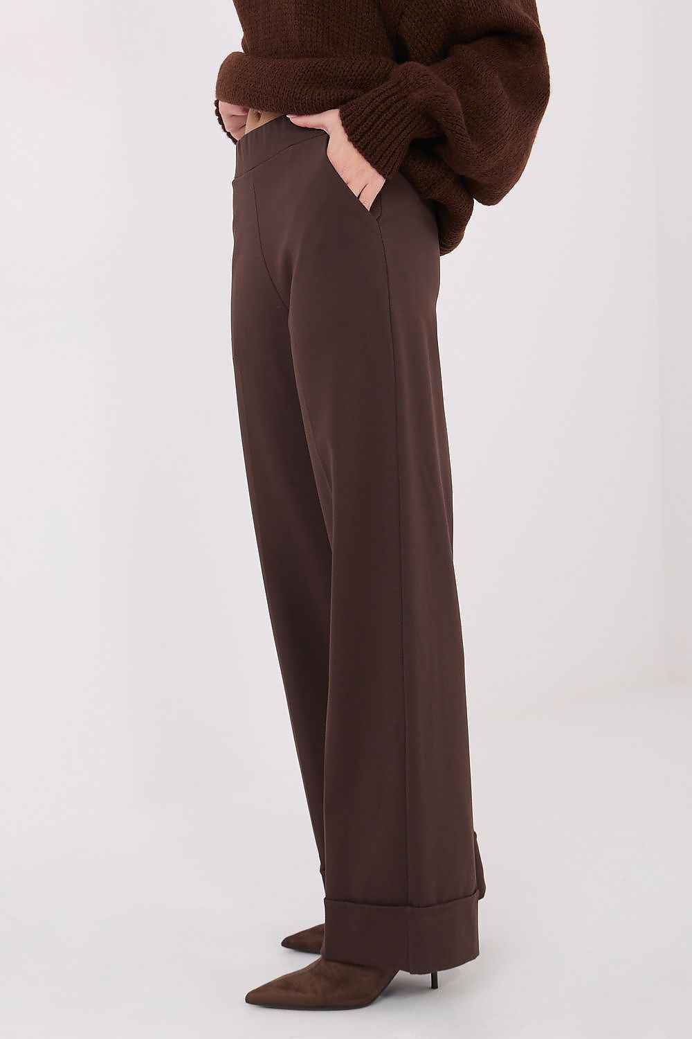 Women trousers model 222239