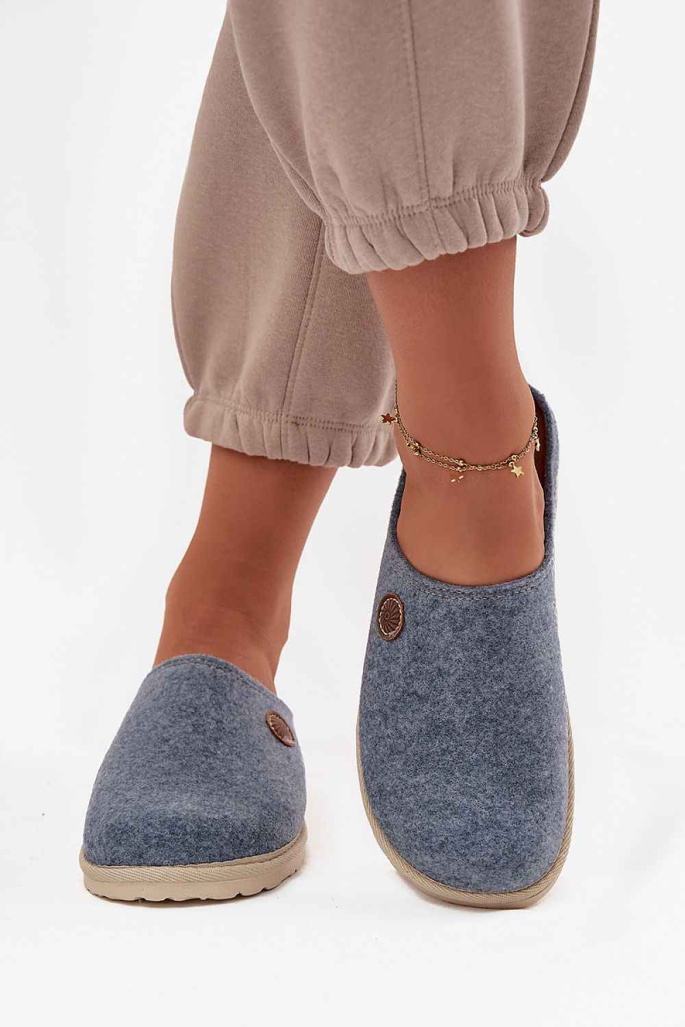 Slippers model 222293
