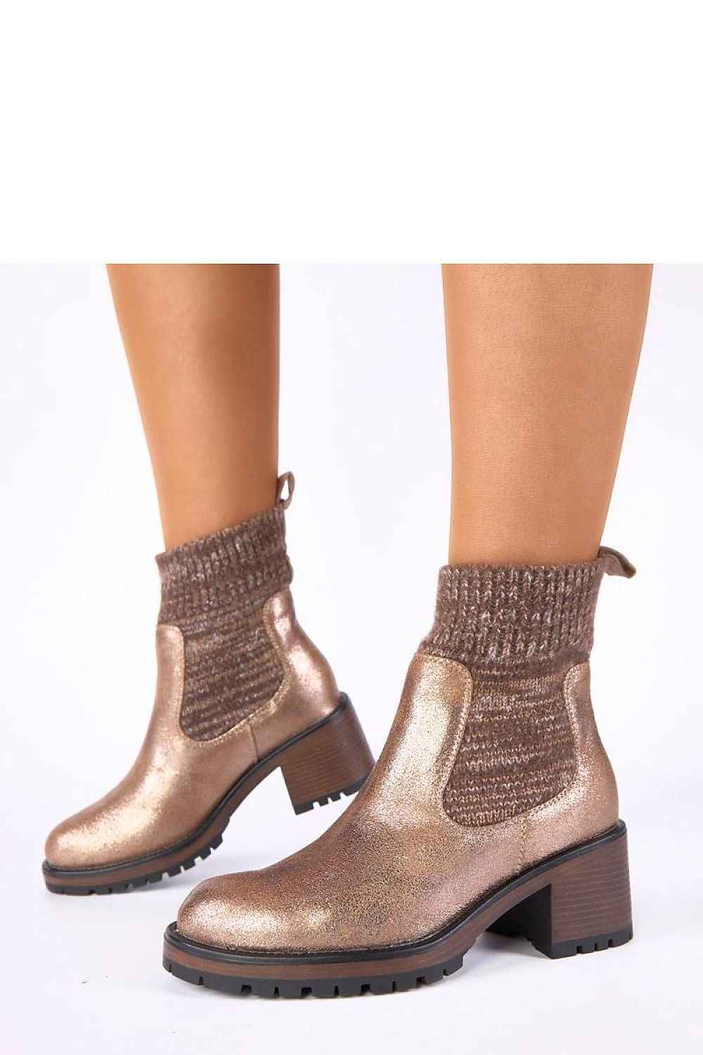 Heel boots model 222349
