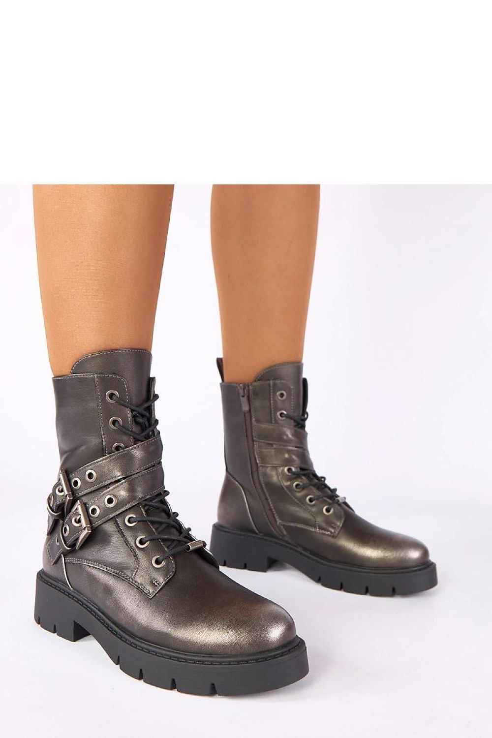 Boots model 222350