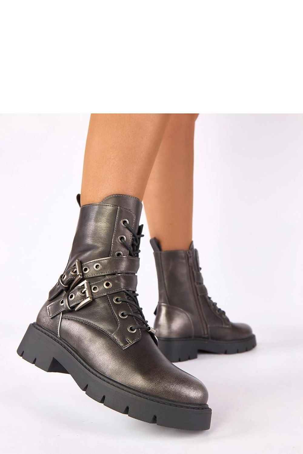 Boots model 222350