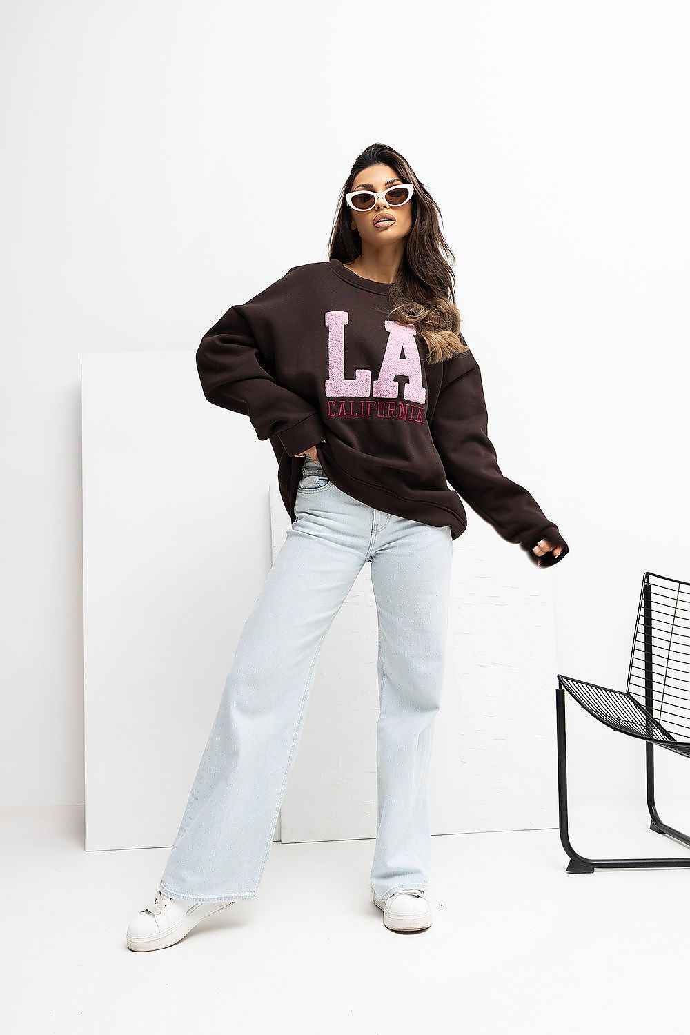 Sweatshirt model 222405