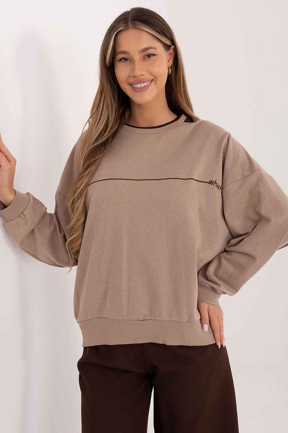 Sweatshirt model 222436