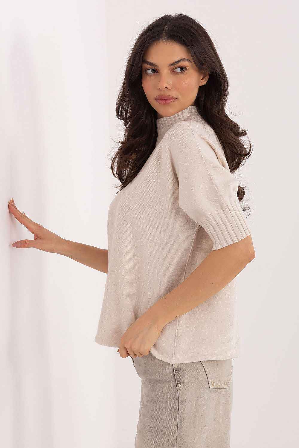 Short sleeve sweater model 222445