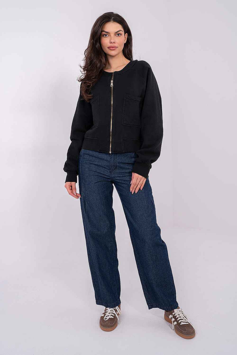 Sweatshirt model 222490