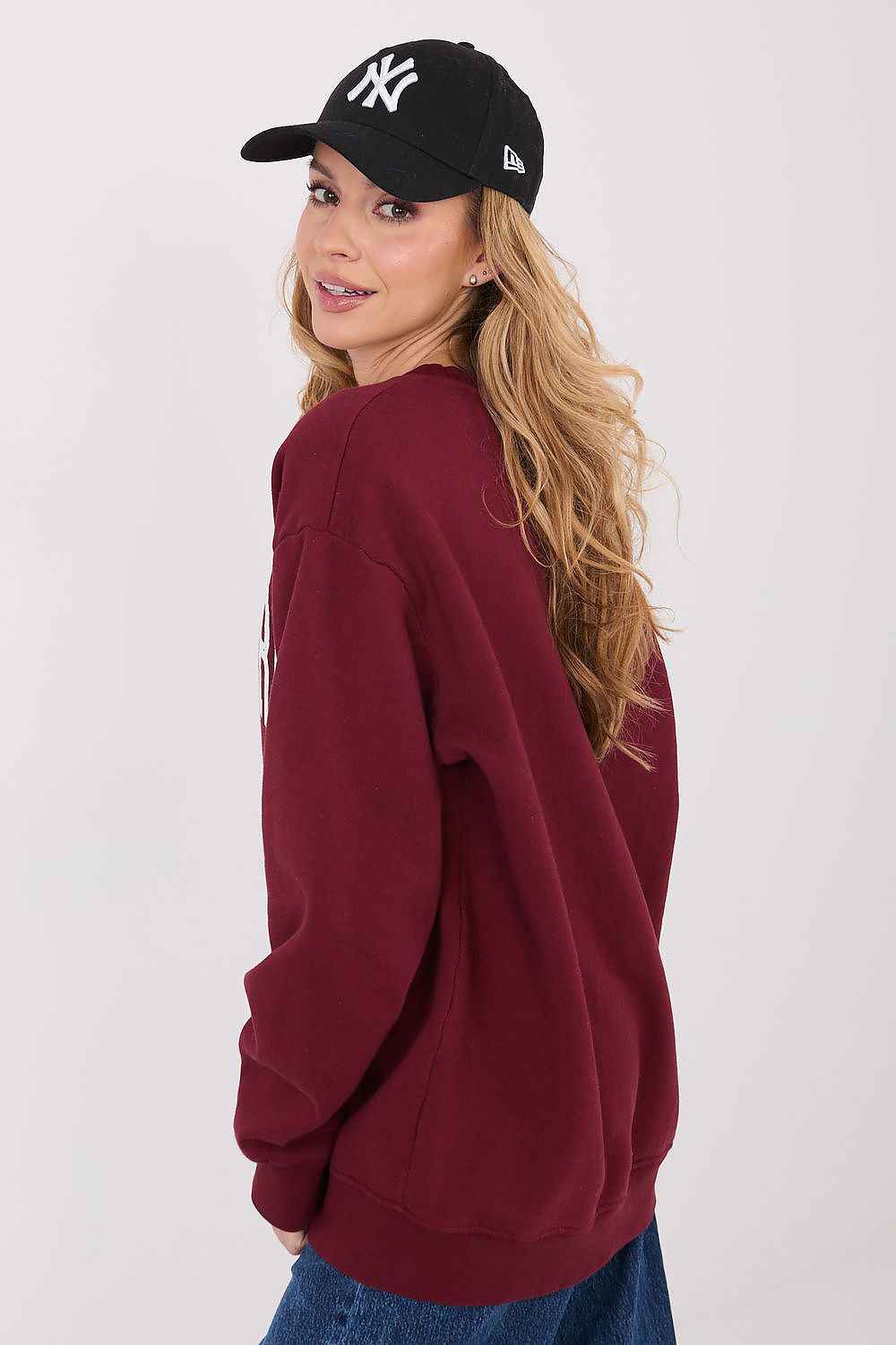 Sweatshirt model 222506