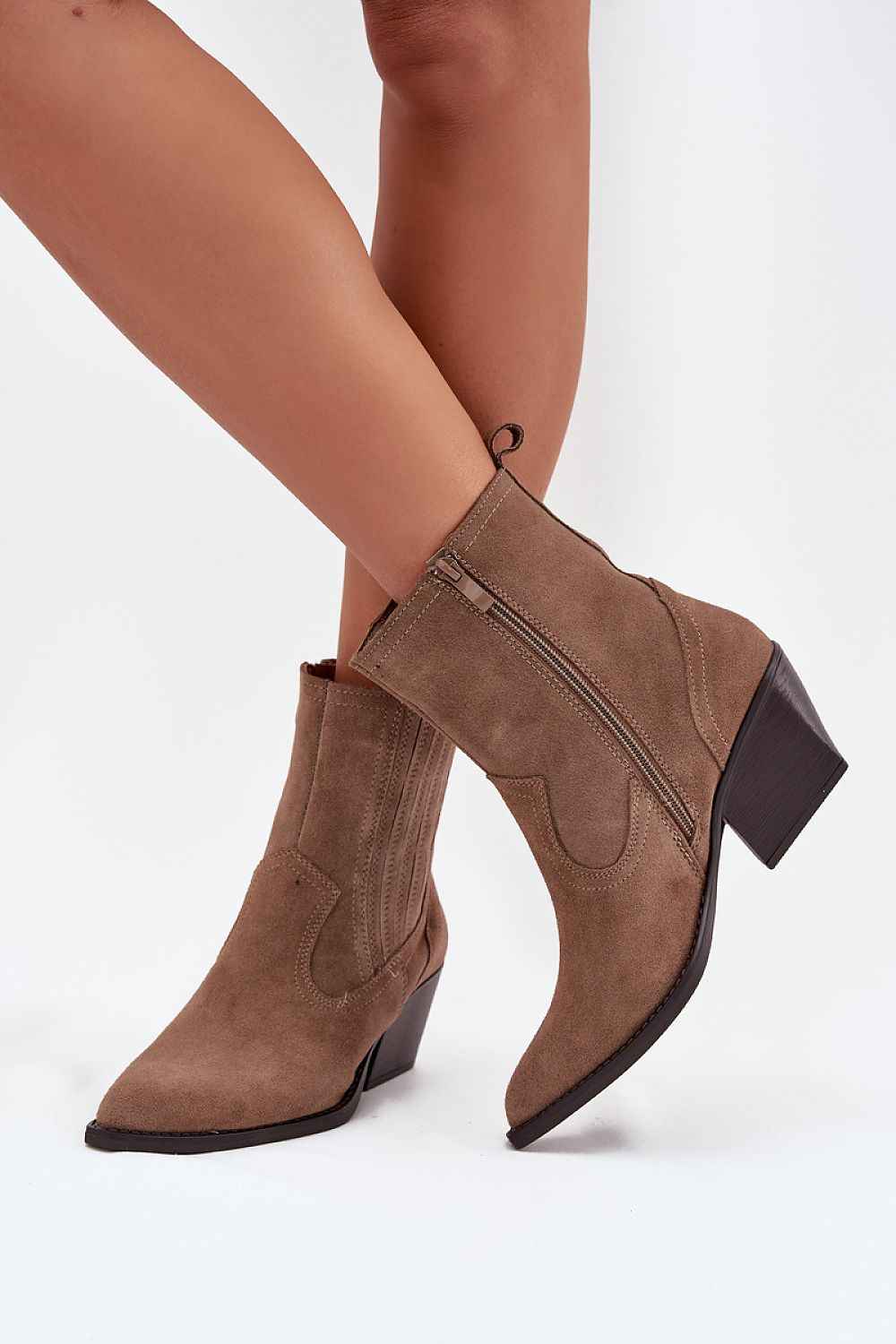 Heel boots model 222510