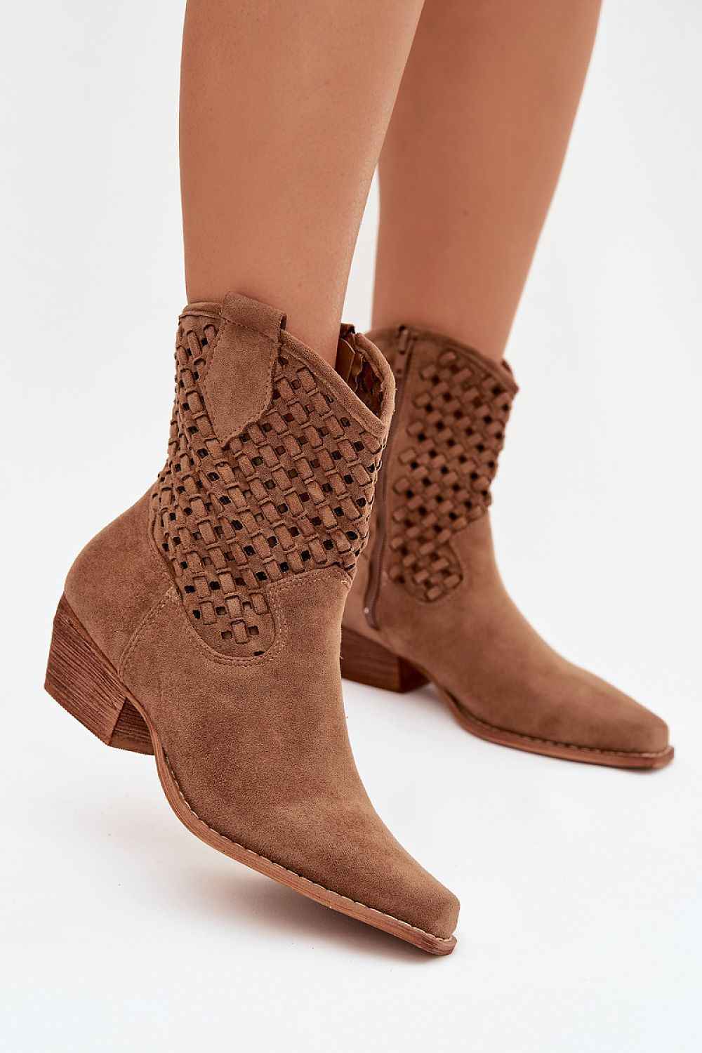 Heel boots model 223852