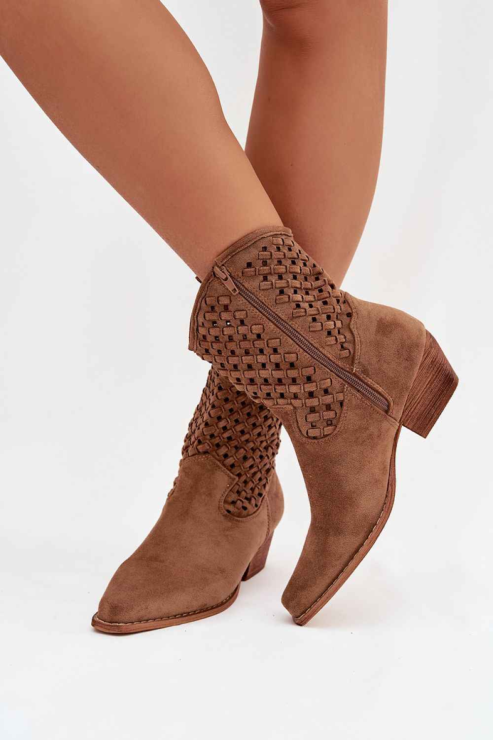 Heel boots model 223852