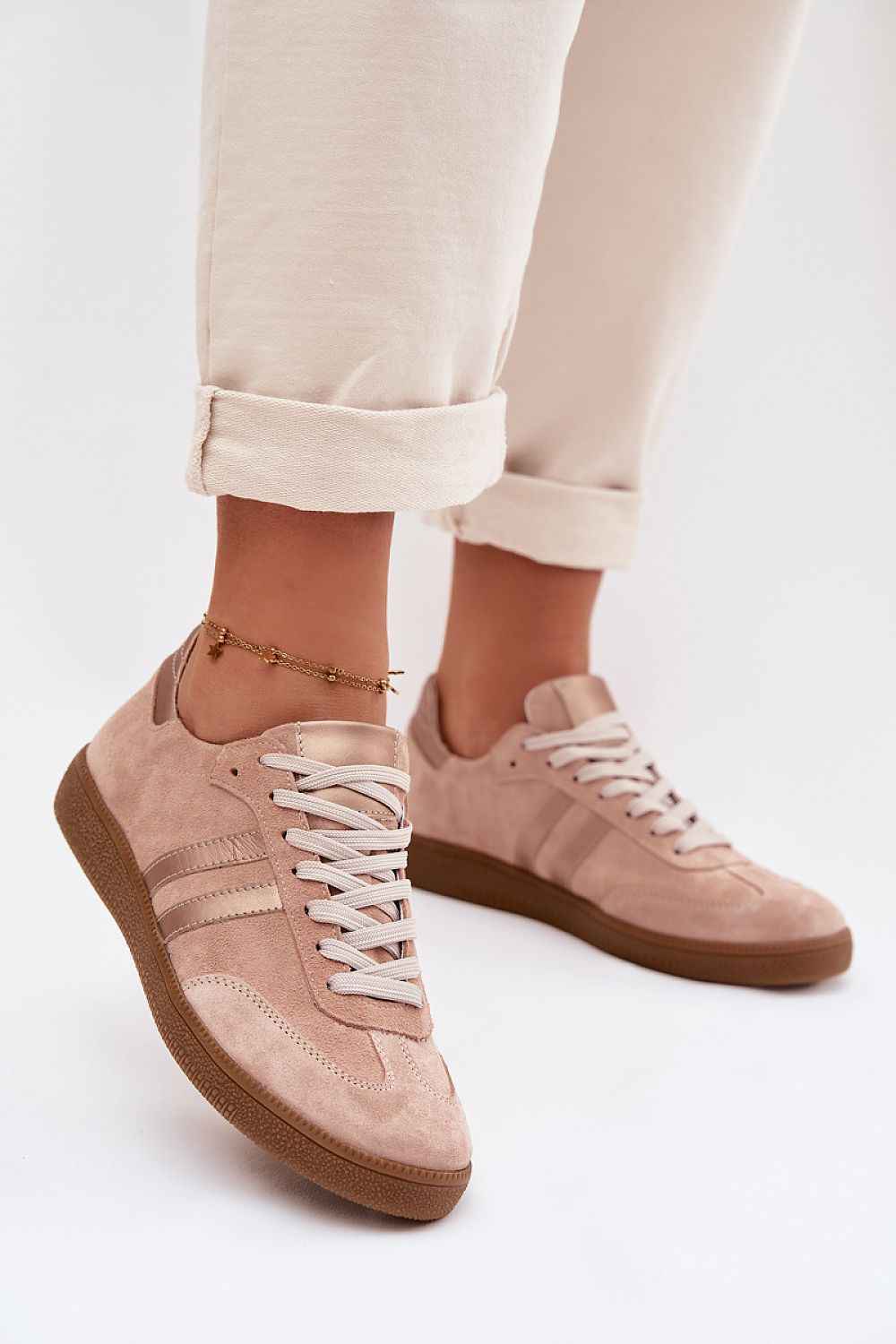Sport Shoes model 223873