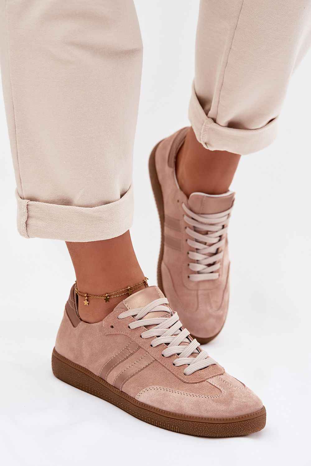 Sport Shoes model 223873